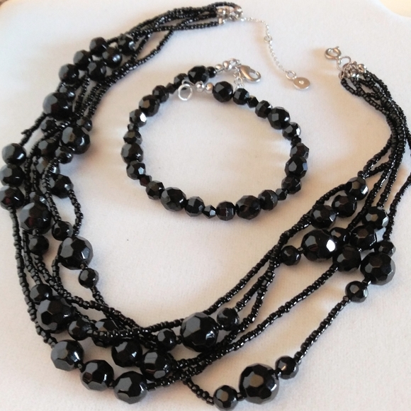 Vintage jet black faceted necklace with restorated - Picture 1 of 7